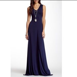 V-Neck Sleeveless Maxi Dress
